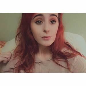 Meet your Posher, Emileigh